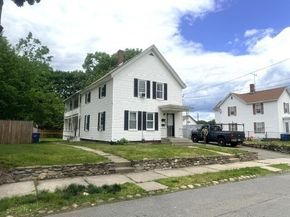 56 Harrison St, Leominster MA 01453