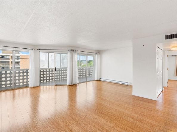 53 Melrose St 6F, Melrose MA 02176