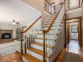 27 Davis St, Rutland MA 01543