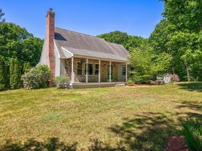 27 Davis St, Rutland MA 01543