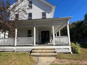 174 Hamilton St, Southbridge MA 01550