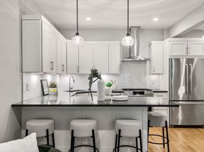 1896 Beacon Street 1, Brookline MA 02445