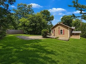 70 Groveland St, Abington MA 02351