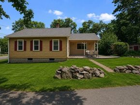 70 Groveland St, Abington MA 02351