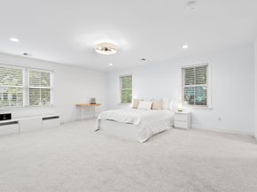 328 Village St 328, Medway MA 02053