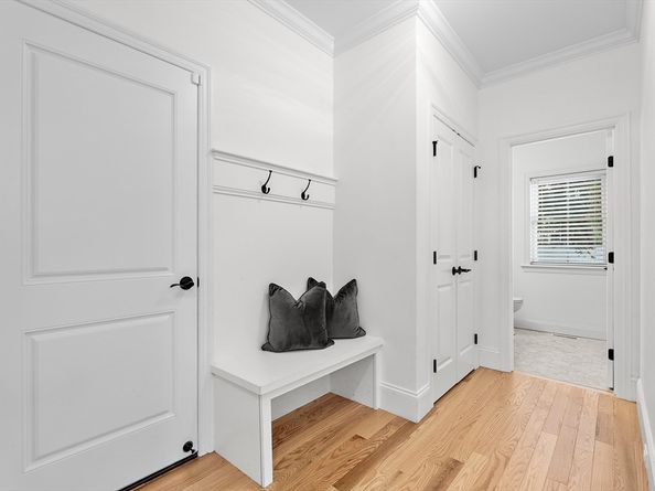 328 Village St 328, Medway MA 02053