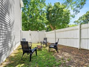328 Village St 328, Medway MA 02053