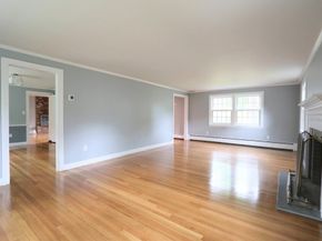 19 Pine Needle, Wayland MA 01778