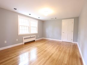 19 Pine Needle, Wayland MA 01778