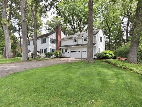 19 Pine Needle, Wayland MA 01778