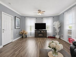 576 Franklin St, Worcester MA 01608