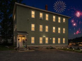 576 Franklin St, Worcester MA 01608