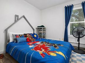 576 Franklin St, Worcester MA 01608