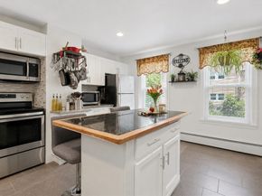 576 Franklin St, Worcester MA 01608
