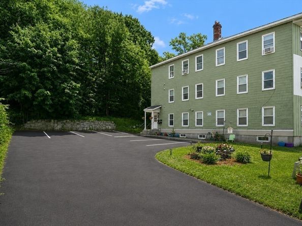 576 Franklin St, Worcester MA 01608
