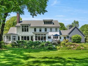 10 Chandler Circle, Weston MA 02493