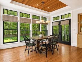 10 Chandler Circle, Weston MA 02493