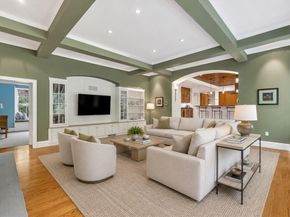 10 Chandler Circle, Weston MA 02493