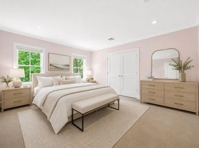 10 Chandler Circle, Weston MA 02493