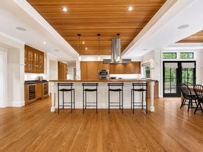 10 Chandler Circle, Weston MA 02493
