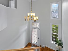 9 Cyrus Way, Northborough MA 01532