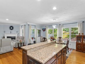 9 Cyrus Way, Northborough MA 01532