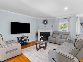 9 Cyrus Way, Northborough MA 01532