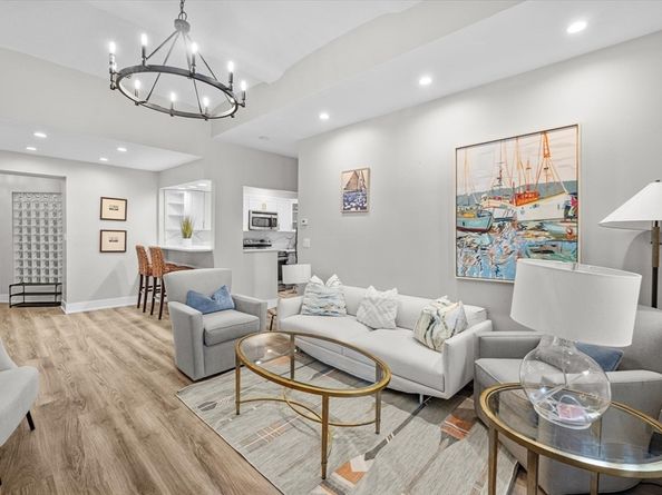 60 Gibson St 104, Boston MA 02122