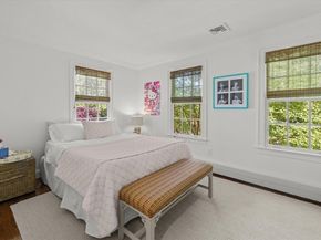 190 Washington St, Duxbury MA 02332