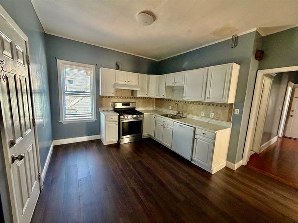 28 Haslet St, Boston MA 02131