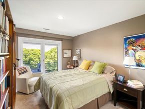 227 Summit Ave E304, Brookline MA 02446