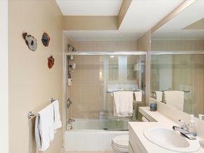 227 Summit Ave E304, Brookline MA 02446