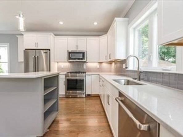 46 Murray Hill Road, Boston MA 02131
