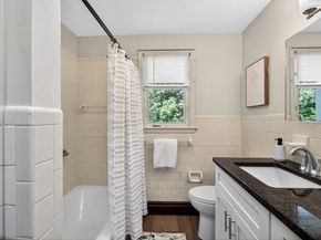 60 Pinedale St, Southbridge MA 01550