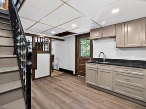 60 Pinedale St, Southbridge MA 01550