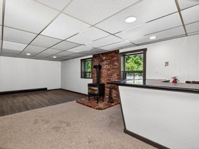 60 Pinedale St, Southbridge MA 01550