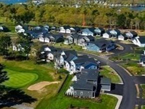 15 Beacon St, Wareham MA 02558