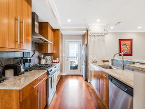 109 D St 4, Boston MA 02127