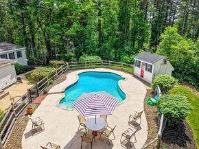 15 Jefferson Rd, Westford MA 01886
