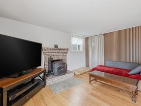 8 Stones Corner Road, Berlin MA 01503