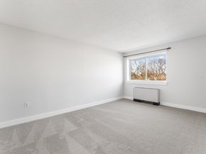 1 Summit Dr 58, Reading MA 01867