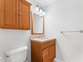 1 Summit Dr 58, Reading MA 01867