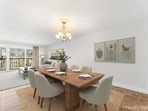 1 Summit Dr 58, Reading MA 01867