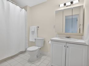 332 Jamaicaway 3, Boston MA 02130