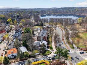 332 Jamaicaway 3, Boston MA 02130