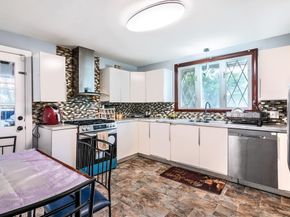 26 Beulah St, Framingham MA 01701