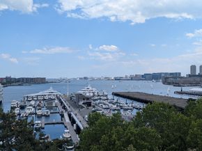 42 8th Street 5525, Boston MA 02129