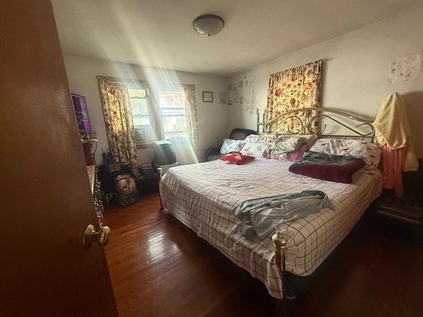 76 Litchfield St, Boston MA 02135