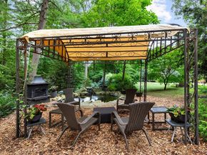 72 Meriam St, Lexington MA 02420