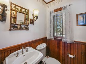 72 Meriam St, Lexington MA 02420
